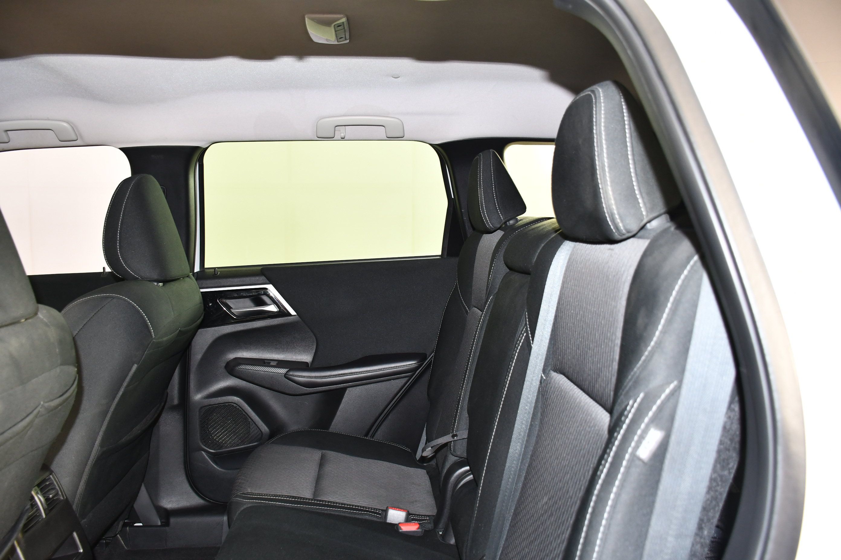 Used 2022 Mitsubishi Outlander ES AWD/4WD image 30