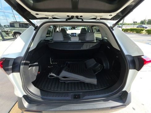 Used 2019 Toyota RAV4 Limited w/ Cold Weather Package AWD/4WD image 28