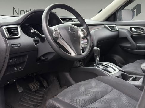 Used 2014 Nissan Rogue SV image 9