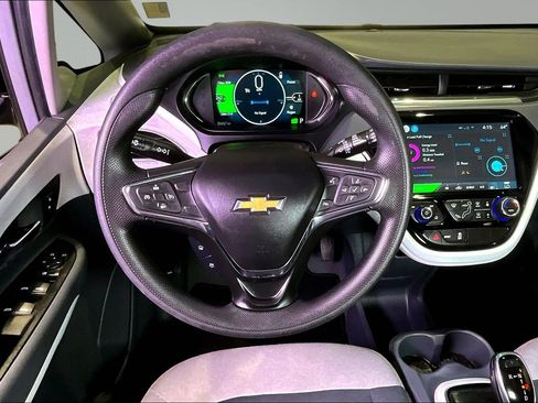 Used 2021 Chevrolet Bolt LT FWD image 9