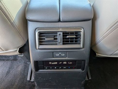 Certified 2024 MAZDA CX-90 3.3 Turbo w/ Preferred Package image 26