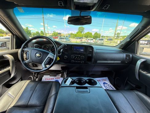 Used 2014 Chevrolet Silverado 2500 LT w/ Z71 Appearance Package AWD/4WD image 13
