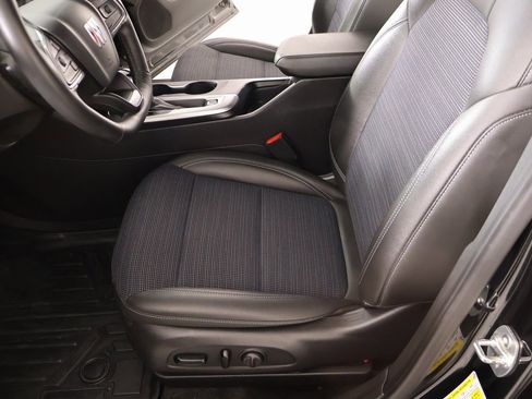 Used 2024 Buick Envista Preferred w/ Convenience I Package image 11