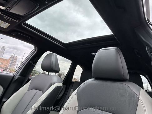 Used 2025 Subaru Forester Limited image 16