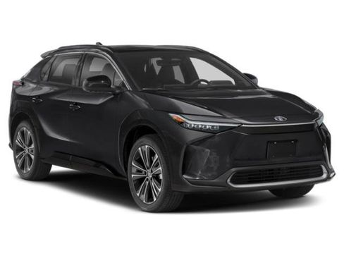 Used 2023 Toyota bZ4X XLE w/ Weather Package image 6