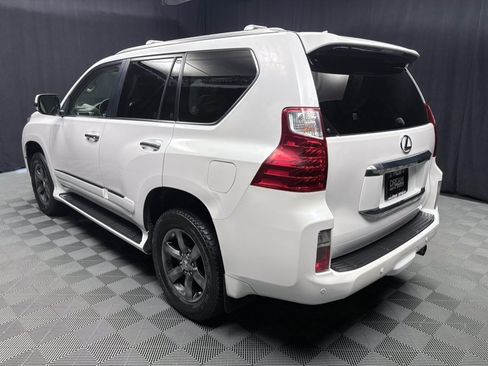 Used 2013 Lexus GX 460 Premium AWD/4WD image 3