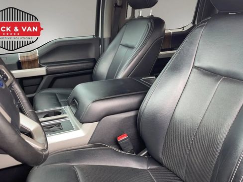 Used 2019 Ford F150 Lariat w/ Equipment Group 502A Luxury AWD/4WD image 27