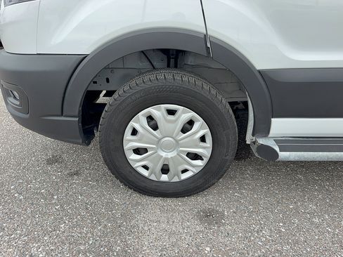 Certified 2025 Ford Transit 250 Low Roof w/ Exterior Upgrade Package RWD image 30