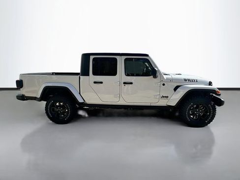 New 2026 Jeep Gladiator Willys AWD/4WD image 5