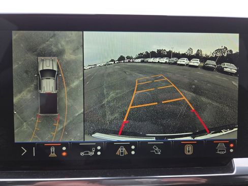 New 2026 GMC Sierra 2500 SLE w/ SLE Value Package; image 12