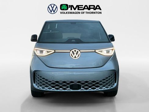 New 2025 Volkswagen ID. Buzz Pro S image 8