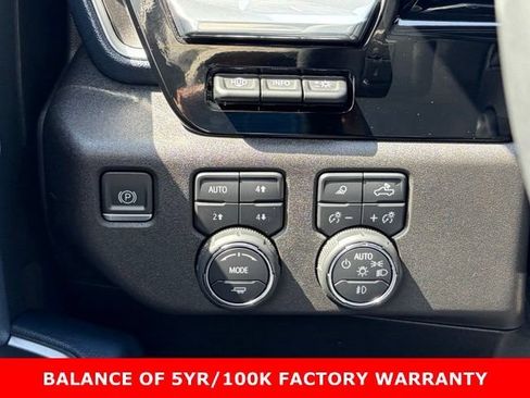 Used 2023 Chevrolet Silverado 1500 High Country w/ High Country Premium Package AWD/4WD image 21