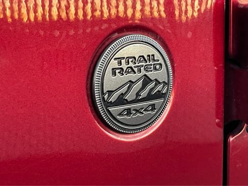 Used 2021 Jeep Gladiator Overland image 8