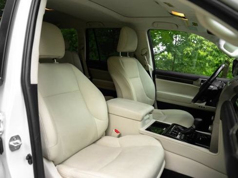 Used 2020 Lexus GX 460 AWD/4WD image 21