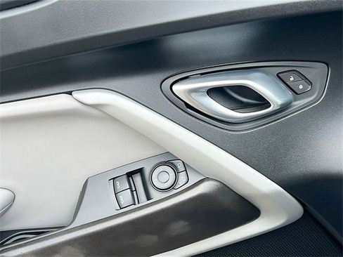 Used 2022 Chevrolet Camaro SS image 16