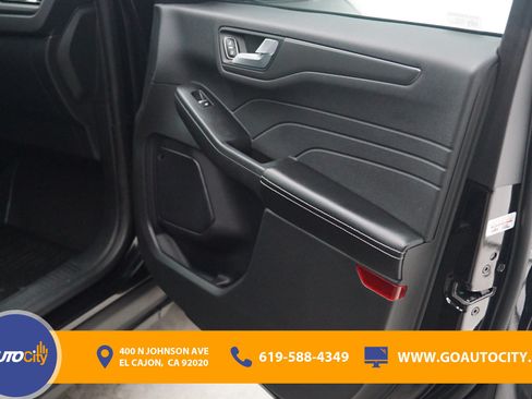 Used 2023 Ford Escape Active w/ Tech Pack #2 FWD image 16