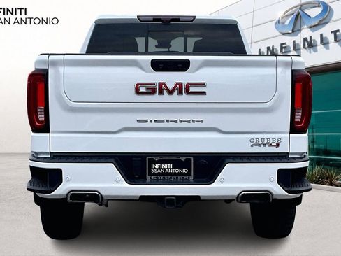 Used 2023 GMC Sierra 1500 AT4 w/ Technology Package AWD/4WD image 5