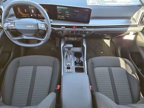 New 2026 Kia Sorento LX image 18