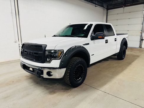 Used 2013 Ford F150 XLT w/ Luxury Equipment Group image 2