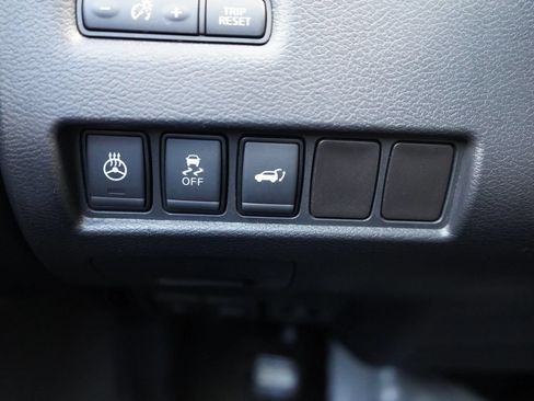 Used 2017 Nissan Murano Platinum w/ Platinum Technology Package FWD image 16