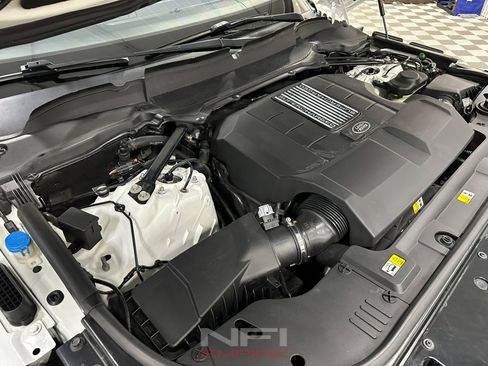 Used 2018 Land Rover Range Rover Supercharged image 55