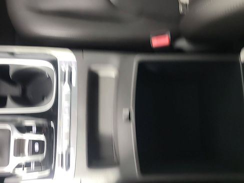 Certified 2024 Kia Carnival SX FWD image 38