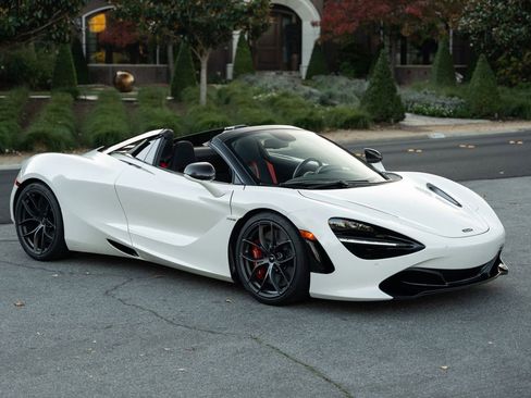Used 2021 McLaren 720S Spider image 29