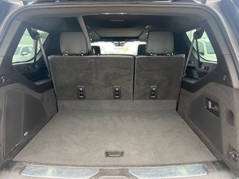 Used 2023 Cadillac Escalade ESV Sport image 13