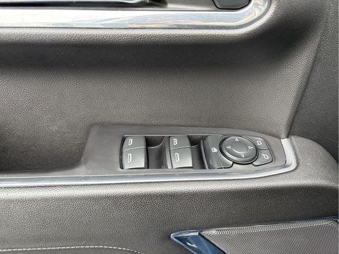 Used 2023 GMC Sierra 1500 Elevation image 27