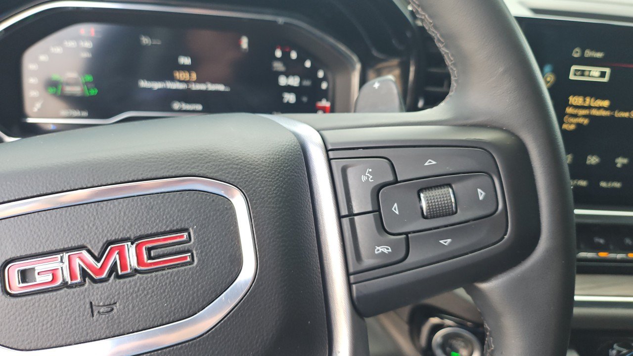 Used 2024 GMC Sierra 1500 SLT w/ SLT Premium Plus Package AWD/4WD image 19