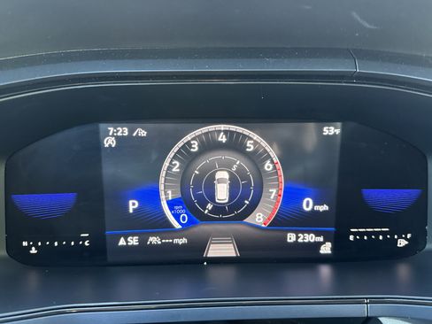 Used 2023 Volkswagen Taos SE w/ Panoramic Sunroof Package image 20