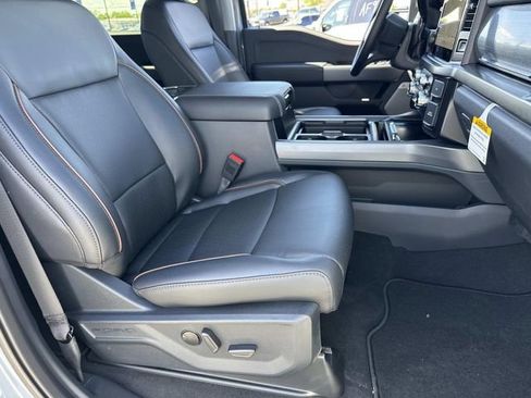 New 2026 Ford F250 Lariat w/ Lariat Premium Package AWD/4WD image 11