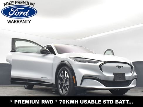 Used 2022 Ford Mustang Mach-E Premium image 36