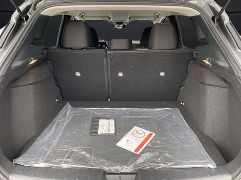 Certified 2025 Nissan Kicks SV image 12