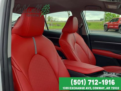 Used 2024 Toyota Camry XSE FWD image 17
