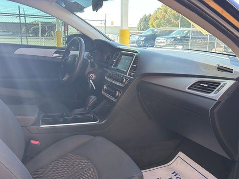 Used 2018 Hyundai Sonata SE image 10