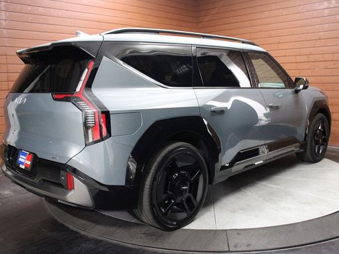 Used 2024 Kia EV9 GT-Line image 19