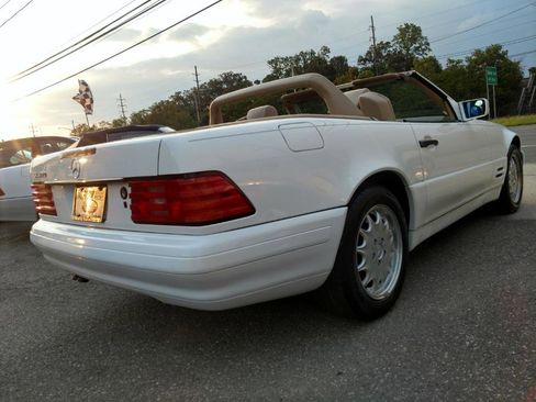 Used 1997 Mercedes-Benz SL 320 image 4