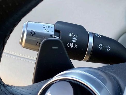 Used 2020 Land Rover Range Rover Evoque First Edition image 22