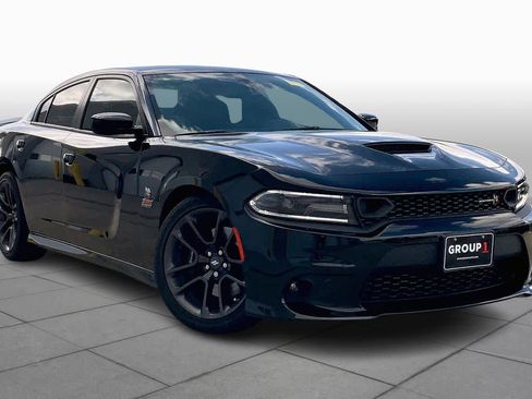 Used 2021 Dodge Charger Scat Pack w/ Plus Group image 2