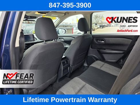 Used 2025 Nissan Rogue SV image 20