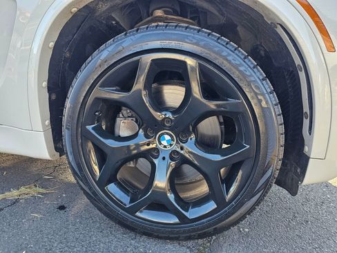 Used 2016 BMW X5 xDrive50i image 9