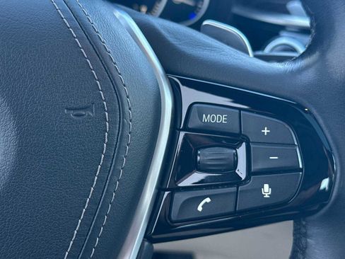 Used 2019 BMW 530i w/ Convenience Package image 30