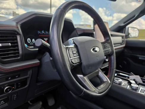 Used 2023 Ford Expedition Limited AWD/4WD image 11