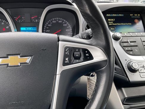 Used 2017 Chevrolet Equinox LT w/ Convenience Package FWD image 22