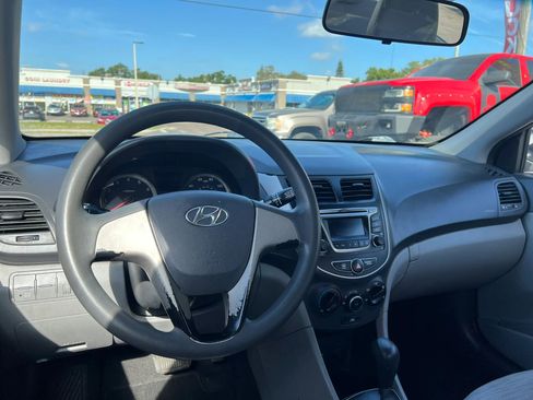 Used 2017 Hyundai Accent SE image 15