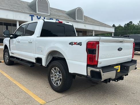 Used 2024 Ford F250 Lariat AWD/4WD image 7