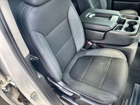 Used 2022 Chevrolet Silverado 1500 Custom w/ Safety Confidence Package image 32