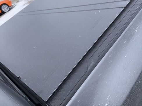 Used 2022 Nissan Frontier SV image 6