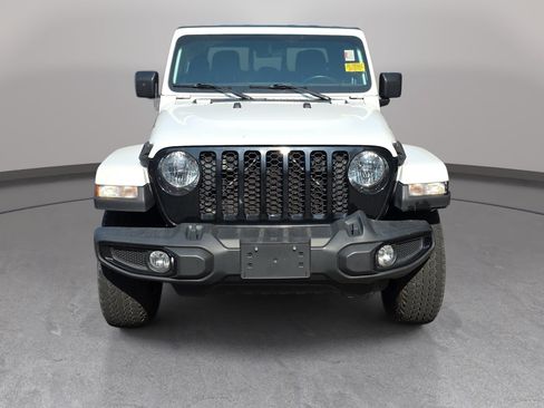 Used 2021 Jeep Gladiator Sport AWD/4WD image 4